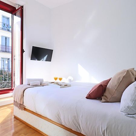 Chueca Suites Madrid Exterior photo
