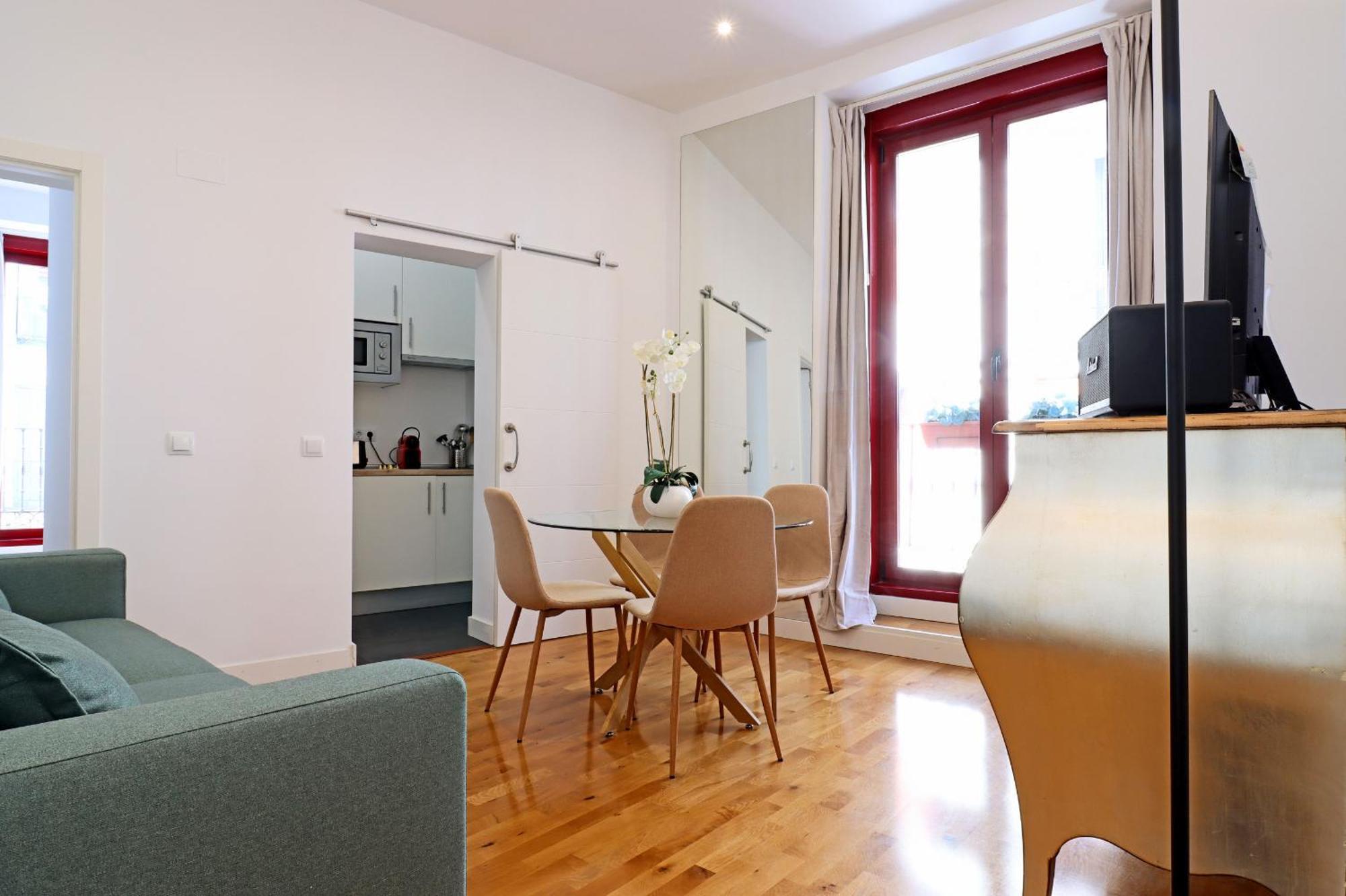 Chueca Suites Madrid Exterior photo